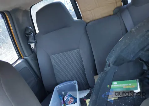 2006 Chevrolet Colorado Lt из США, поврежденный, VIN 1GCDT136X68167216